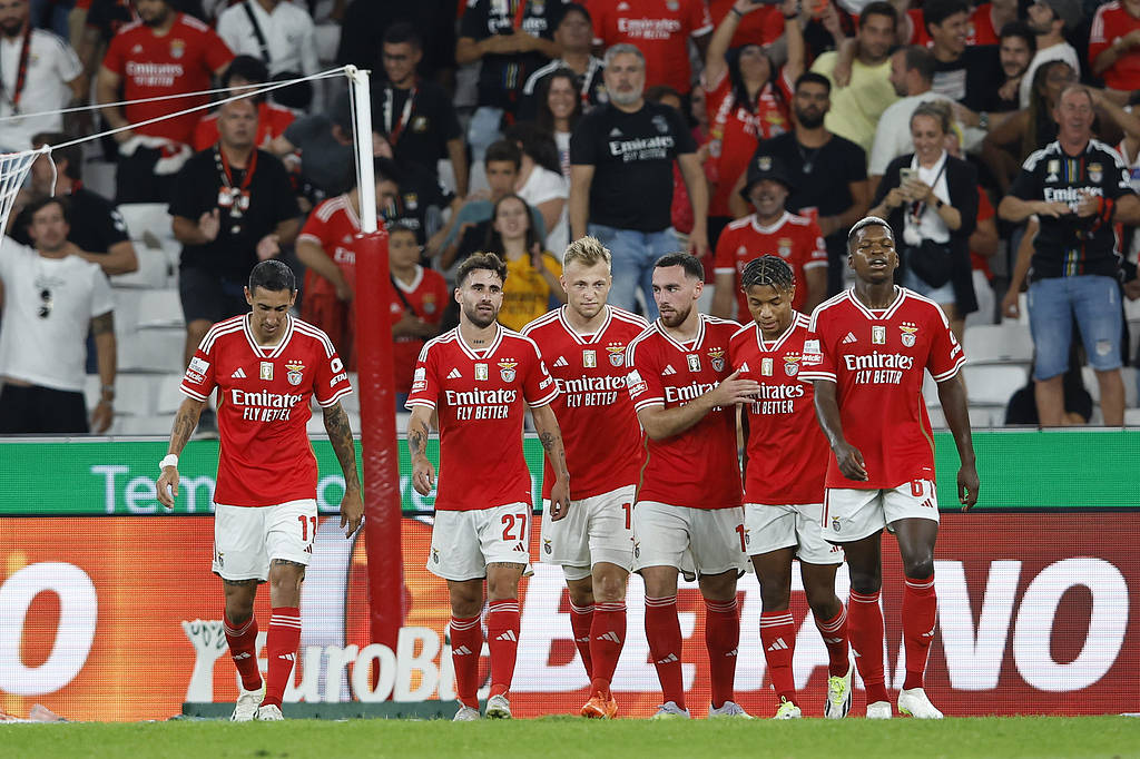 关于今夜葡超焦点战；西汉姆刷新队史纪录；引发热议；轮换策略成焦点的信息