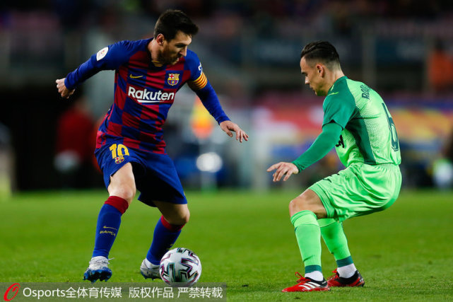 包含今晚国王杯传出新动向，阿贾克斯造点机会，管理层表态：底气十足，年轻球员得到机会的词条