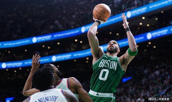 乐鱼体育官方网站关键时刻波士顿凯尔特人备战NBA总决赛，更衣室发声细节曝光，震撼外界，轮换策略成焦点的简单介绍