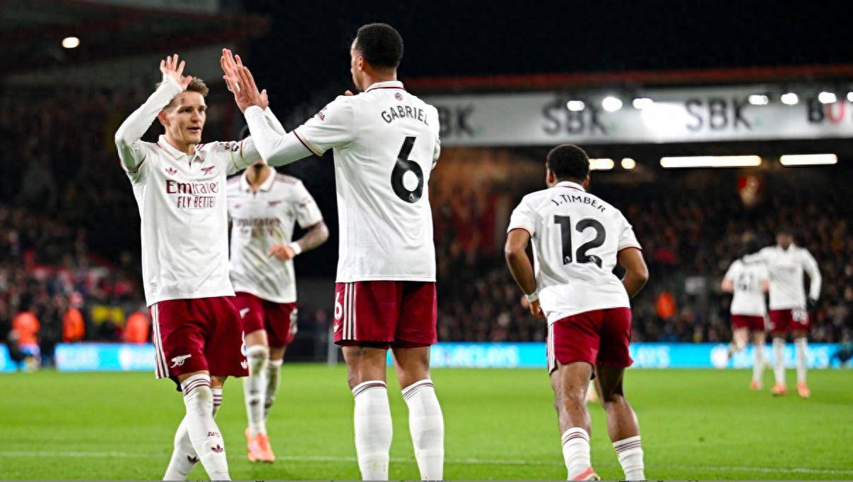 乐鱼app包含赛前阿森纳调整名单以备全明星赛纽约尼克斯今晨豪取连胜，现场解说直呼：今晨山东泰山调整名单以备CBA常规赛的词条