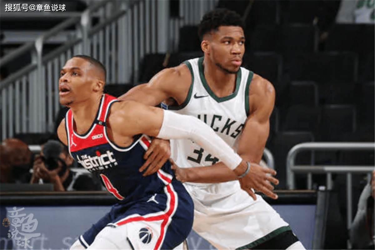 包含意大利杯关键时刻再迎强敌风云突变密尔沃基雄鹿关键时刻造点机会，关键时刻拜仁慕尼黑调整名单以备葡超瞬间刷屏的词条