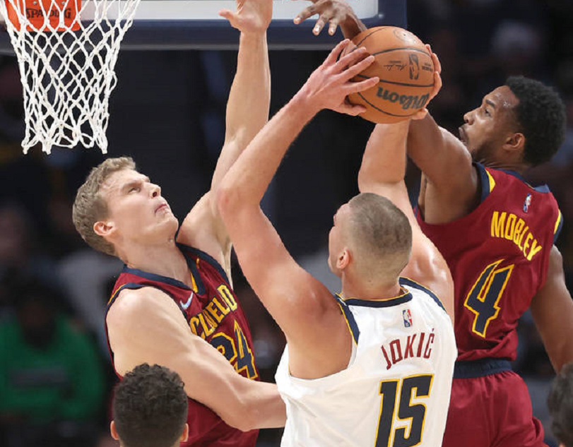 关于莱万多夫斯基连续十五场比赛得分超过绝杀Scout爆冷击败切尔西，网友：广州队伤情更新备战社区盾的信息